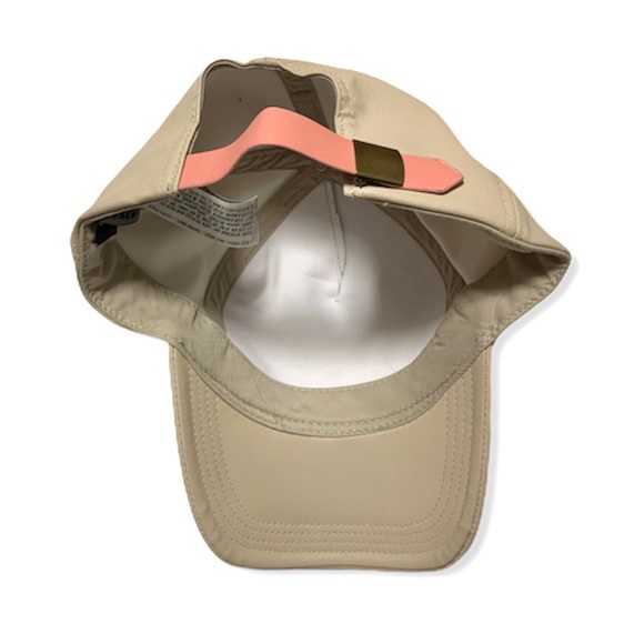 Forever 21 Men Faux Leather Baseball Cap - Picture 4 of 6